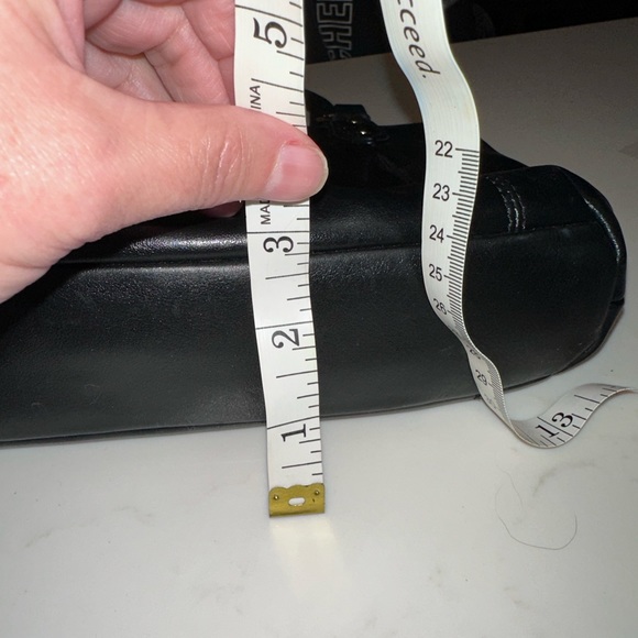 Cross body leather Coach purse - Picture 15 of 15